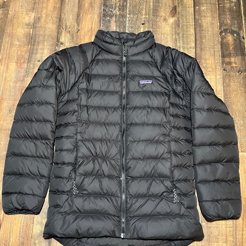 Patagonia Women’s Black Lightweight Down Jacket